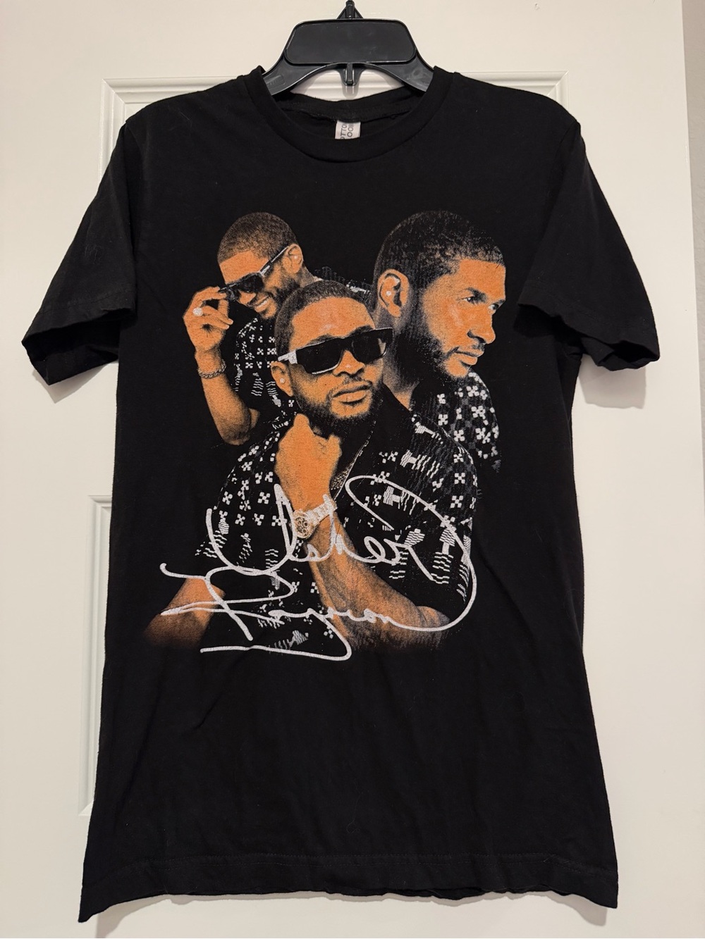 Usher Past Present Future Tour T-Shirt Black Size Small Concert Tee